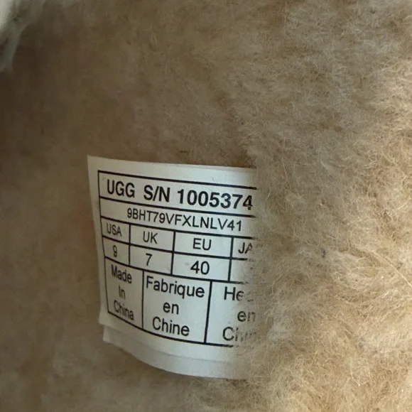 Ugg Sutter Boot - Picture 10 of 13